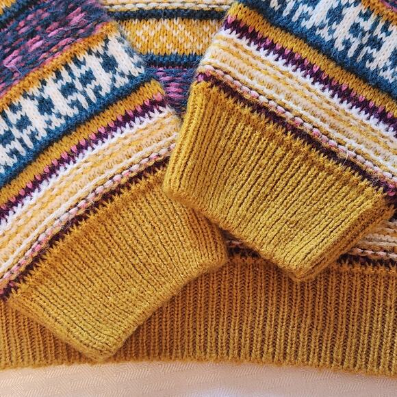 Urban Outfitters UO Mustard Fair Isle Striped Sweater size S - Picture 6 of 12